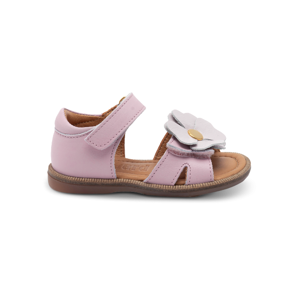 Bisgaard sandal m. blomst 70274.125 - lyserd