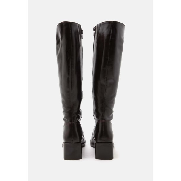Billi Bi langskaftet st�vle m. h�l - sort B1303 