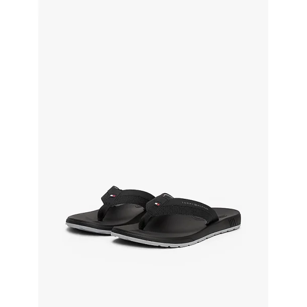 Tommy Hilfiger Contrast Texture Logo Strap Flip Flops - black