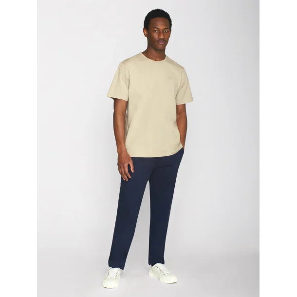 Knowledge Cotton  Regular fit Badge t-shirt 1010605 -  Safari melange