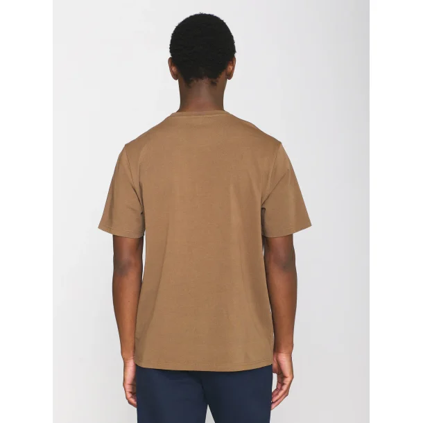 Knowledge Cotton  Regular fit Badge t-shirt 1010605 - Cub (brun)