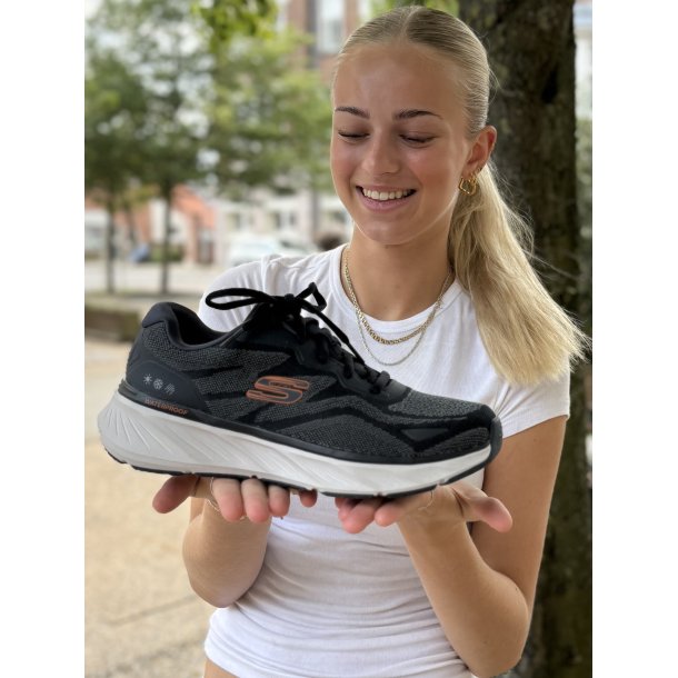 SKECHERS Relaxed Fit - Waterproof navy 232842