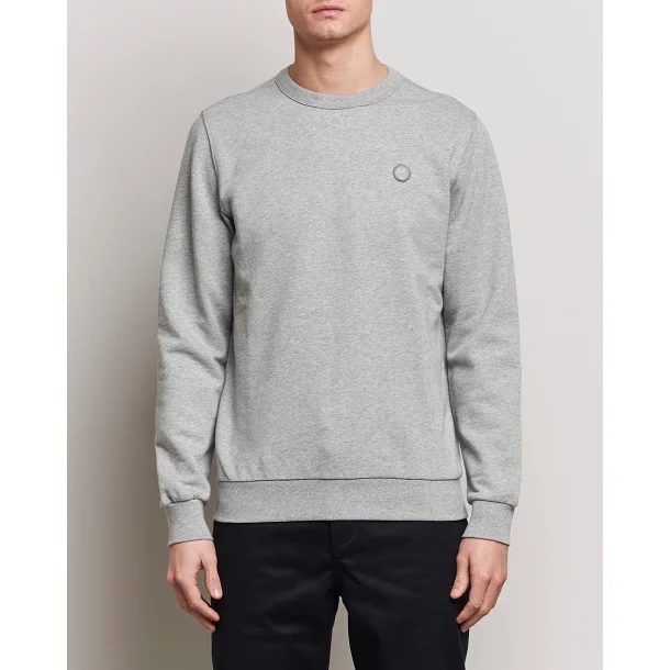 Knowledge Cotton ERIK basic badge sweat 30518 - grey mel.