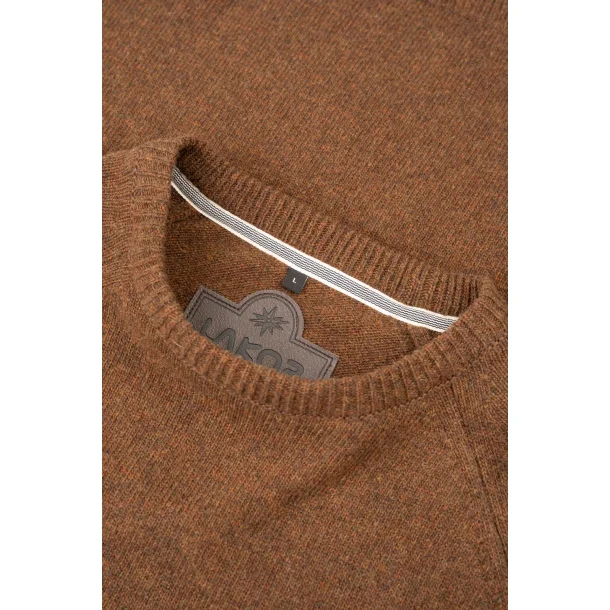 LAKOR Topknot knit - brown 