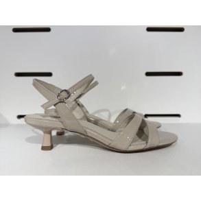 Tamaris sandal - beige 1-28314-46