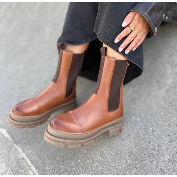 Copenhagen Shoes YOU AND ME - cognac CS7095