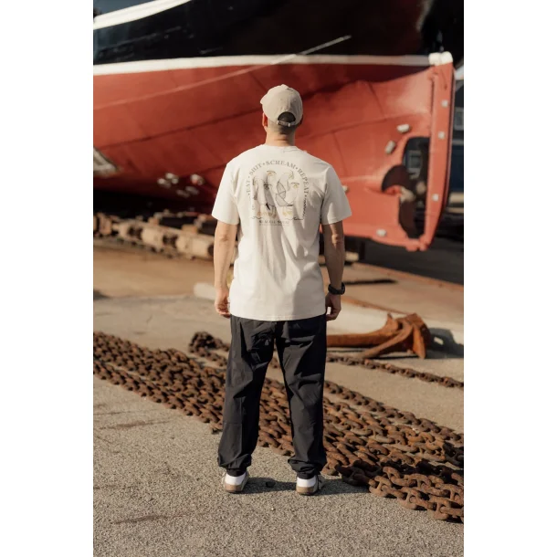 LAKOR Squad Back t-shirt - rainy day 