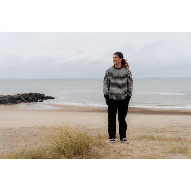 Faroese Fisher Knit - Off White/black 