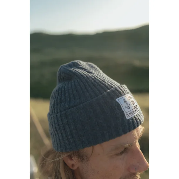 LAKOR Fish or Die Beanie - Navy 