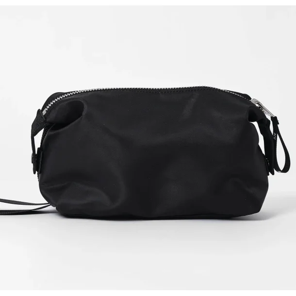 Ay Studios Wash bag - black